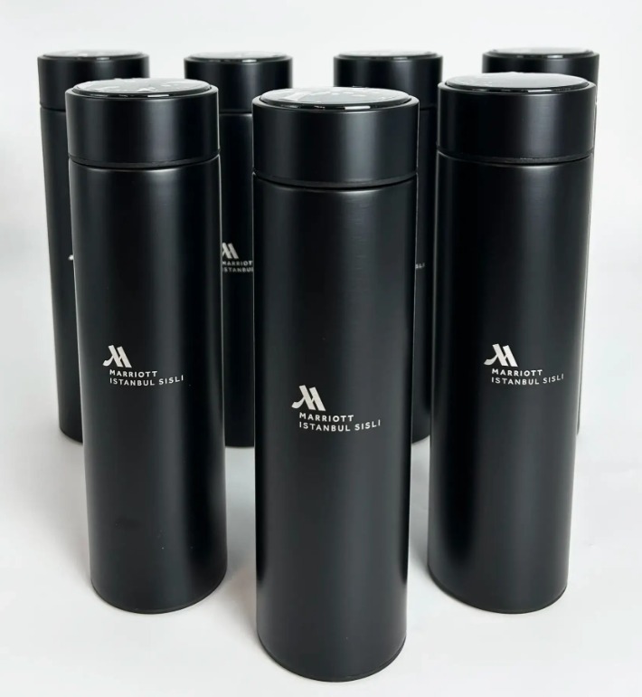 450 ML Isı Derecesi Gösteren Dijital Göstergeli Çelik Termos 404